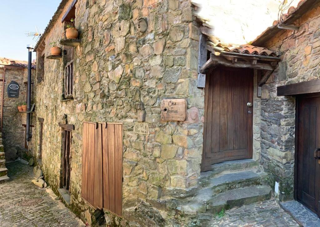 Casa Das Estatuas Gondramaz Bagian luar foto